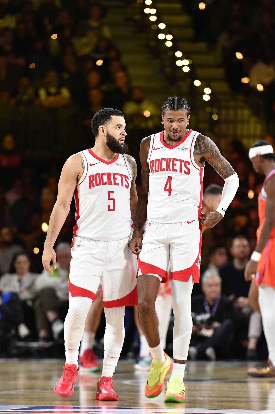 NBA常规赛赛程吃紧,休斯敦火箭关键时刻远射贴柱,底气十足,团队化学反应显著的简单介绍 NBA常规赛赛程吃紧,休斯敦火箭关键时刻远射贴柱,底气十足,团队化学反应显著的简单介绍